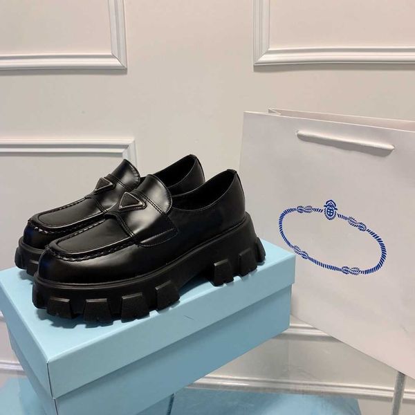 

designer shoes p family classic wears lefu shoes in summer english style triangle small leather shoes with thick soles and thick heels, Black