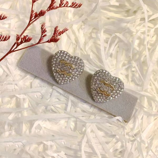 

gorgeous classic style letter stud earrings designer letter full diamond earring for women jewelry accessory gift, Golden;silver