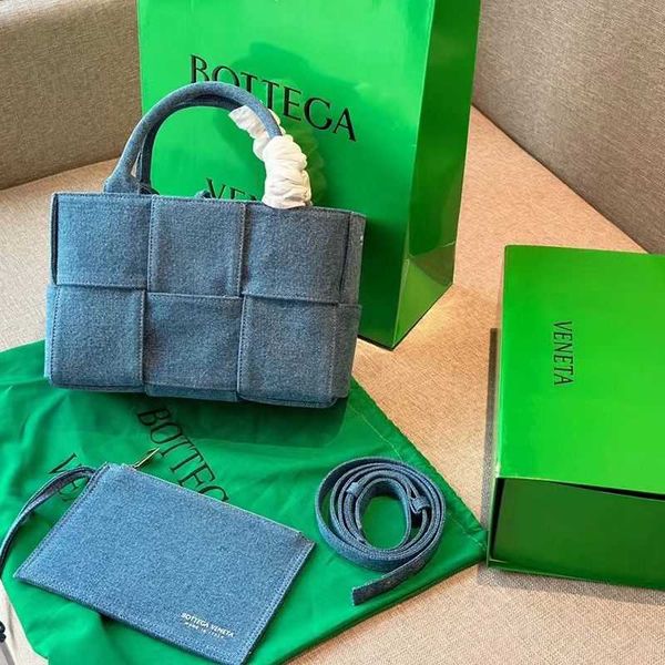 

bvs designer luxury womens bottegas bags handbag venetas woven bag pouch nylon fashion shoulder jodie totes leather crossbody bag cassette m