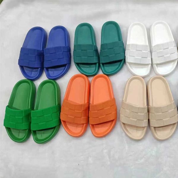 

designer waterfront sandals maxi damier rubber slide tpu slippers luxury flat platform beach flip flops women striped beach causal slipper 3, Black