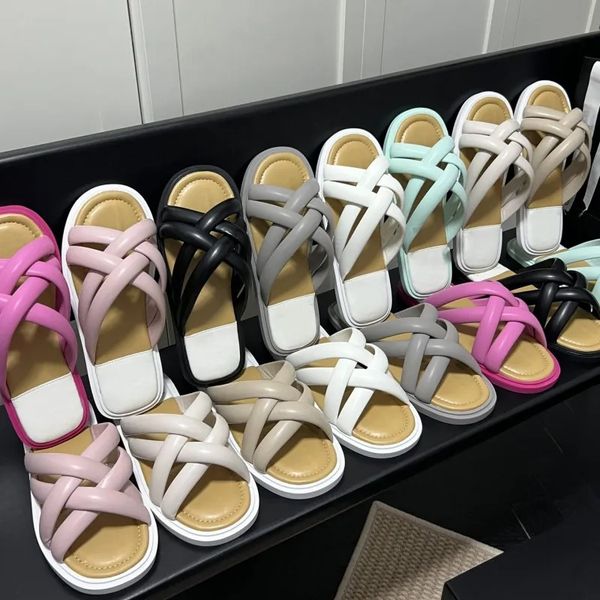 

designer slipper sandal women cross-woven luxury pair c bread slippers summer beach ladies leather sandals, Black