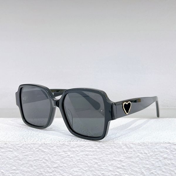 

luxury designer sunglasses for men women beach summer style antiultraviolet retro square frame fashion eyeglasses model, White;black