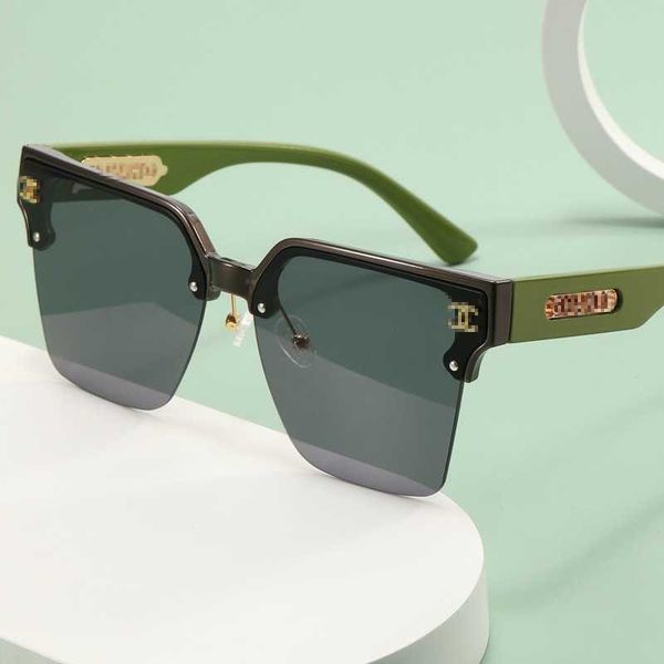 

designer glasses live broadcast of women's sunglasses the same large frame korean version trend shows thin sunglasses small fragrant gl, White;black