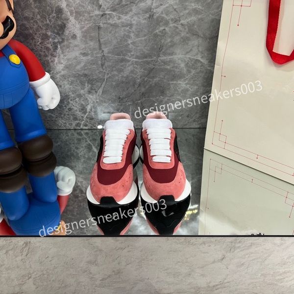 

mem running shoes sneakers foam runners womens shoes outdoor shoes mens shoes plate-forme white black men women suede casual shoes2023