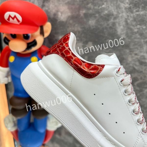 

2023designer men boots new designer winter women boots snow boots outdoor slip on shoes female cozy fuzzy cotton boot lovely, Black
