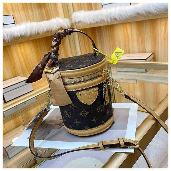 

designer bag 2023 new fashion old flower tide hand-held single shoulder diagonal small cylinder bags