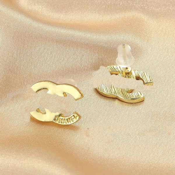 

gold plated classic simple style letter stud earrings designer letter earring for women jewelry accessory gifts s925 silver needle, Golden;silver