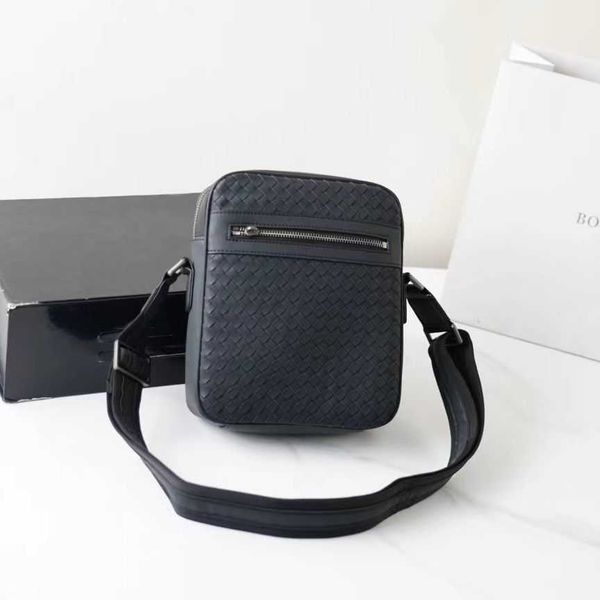 

bvs designer luxury womens bottegas bags handbag venetas woven bag pouch nylon fashion shoulder jodie totes leather crossbody bag cassette m