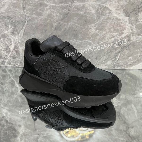 

2023 new luxury designer casual shoes sole flat hight cut junior spikes flats blue black white diamond men women leather sneaker