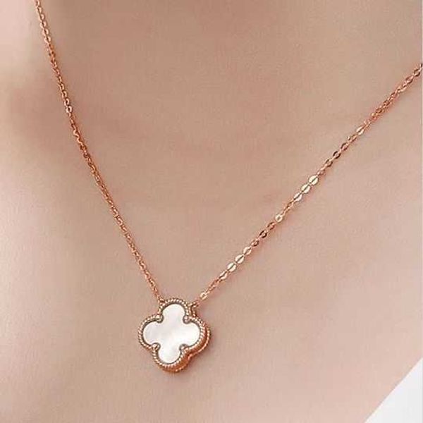 

van clover necklace designer four leaf clover pendant necklace lucky lightweight luxury valentine's day gift for girlfriend, Silver
