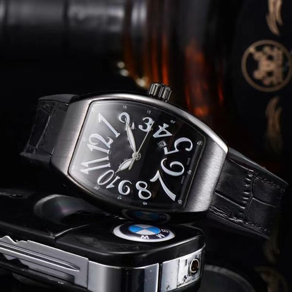 

barrel-shaped simple large digital spiral crown ethnic style quartz watch, Slivery;golden