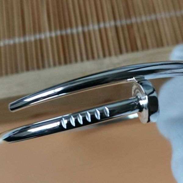 

designer carti bracelet fashion bangle silver bracelet female open solid men's new style personality fashion simple couple, Black