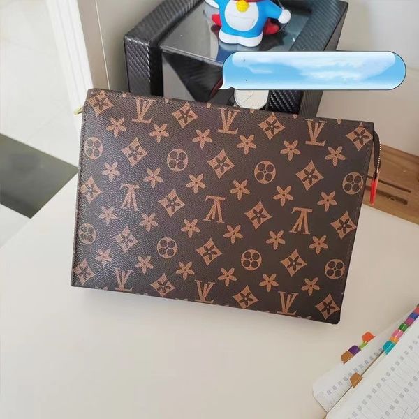 

2022 women hand bag leather cosmetic bags waterproof for woman travel toiletry pouch protection ladies makeup clutch lady cases