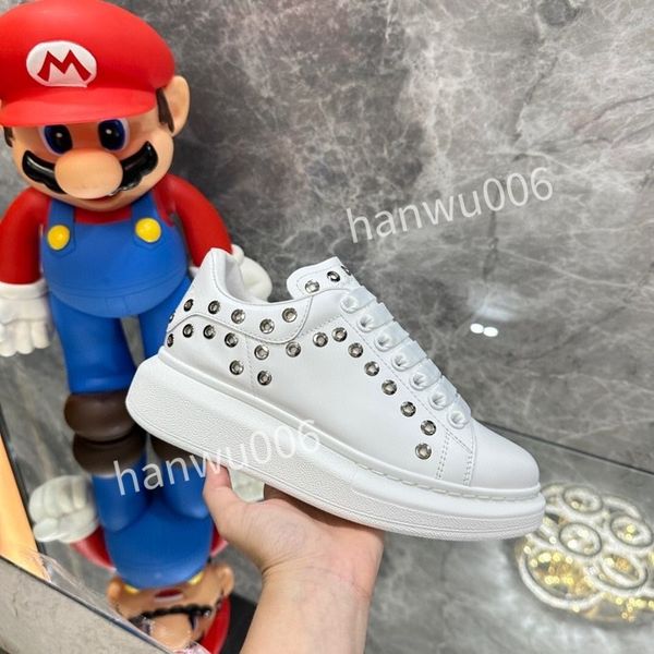 

2023new mens designer casual shoes women leather lace-up sneaker fashion lady flat designer running trainers letters woman shoe platform men, Black
