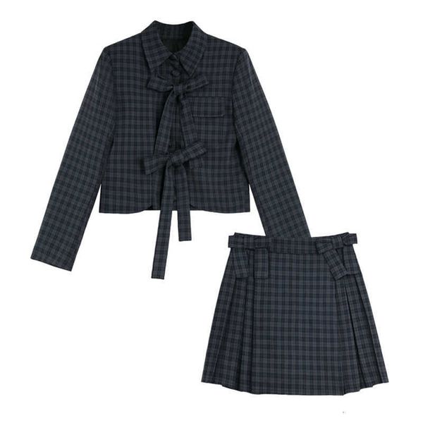 

spring 2023 european new short long-sleeved high waist breasted belt skirt striped two-piece suits, Black