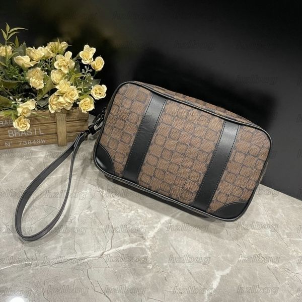 

pochette kasai mens clutch bag multiple flat handbag for man m82076 monograms n60501 damier graphite, Red;black