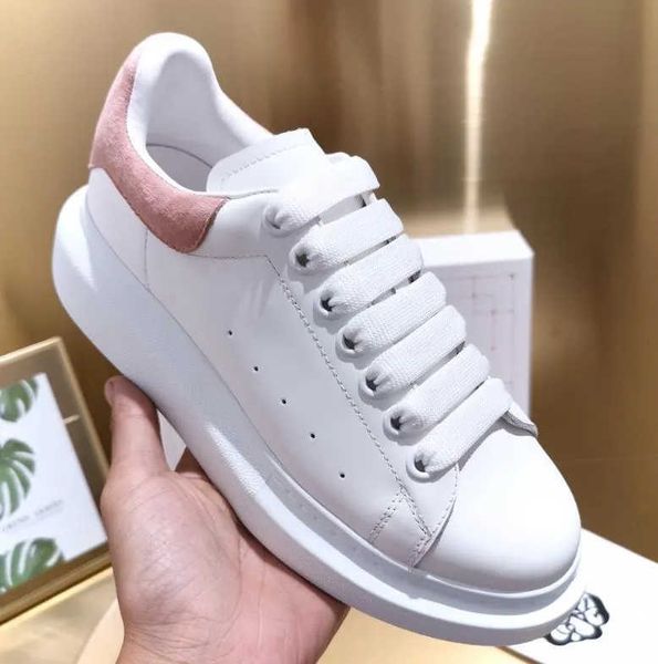 

designer men women shoe leather lace up fashion platform oversized sneakers white black mens womens luxury suede casual shoes chaussures de