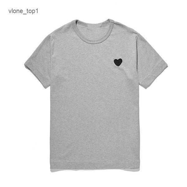 

2023 play mens t shirt designer red commes heart women garcons s badge des quanlity ts cotton cdg embroidery short sleeve 5 5blq, White;black