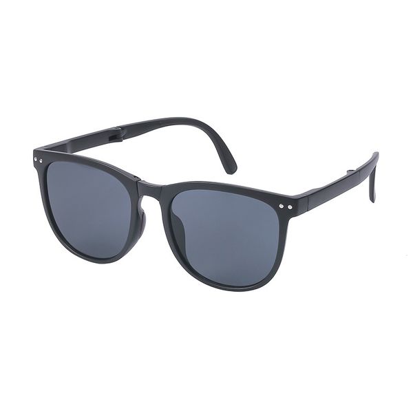 

portable classic fashion women's sunglasses coolwinks eyewear polarized sunglasses retro style men and women universal goggles folding, White;black