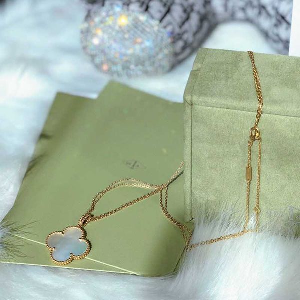

clover necklace four leaf necklaces chain four grass necklace lucky pendant light and luxury small people's valentine's day gifts, Silver