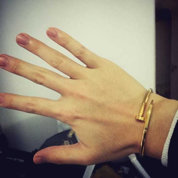 

designer carti bracelet fashion bangle new trend hiphop 2023, Black