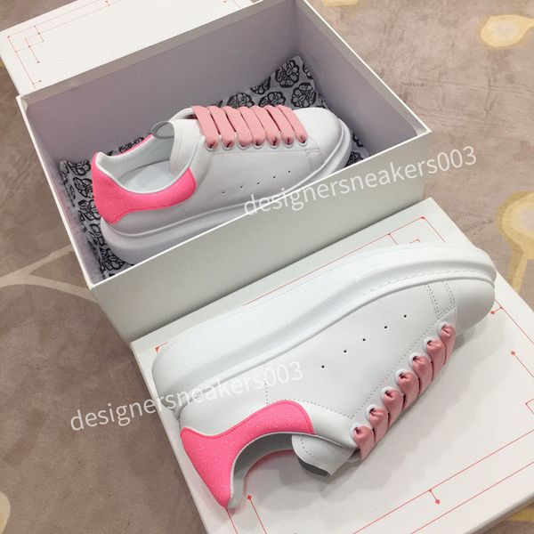 

women designers shoes outdoor mens low skateboard shoes one knit wheat black white casual sports joint sneakers
