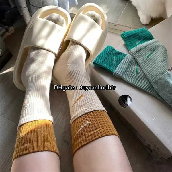 

mens socks women men cotton all-match classic ankle letter breathable black and white mixing football basketball sports sock rwcy