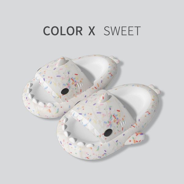 

couple shark slippers heart shaped printed shoes women and men, Black