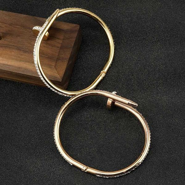 

designer bracelet carti bangle jewelry star bracelet of style female student korean couple gift tide brand street titanium steel opening tre, Black