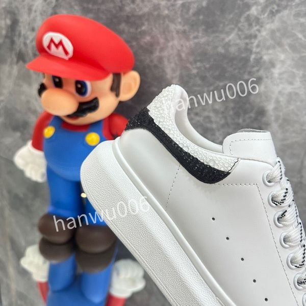 

new women high sneakers spanish designer sports shoes womens men fashion casual shoes comfortable nonslip soles2023, Black