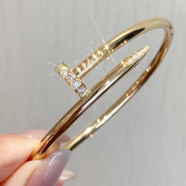 

designer bracelet carti bangle jewelry classic head and tail inlaid diamond bracelet high grade colorless minority, Black