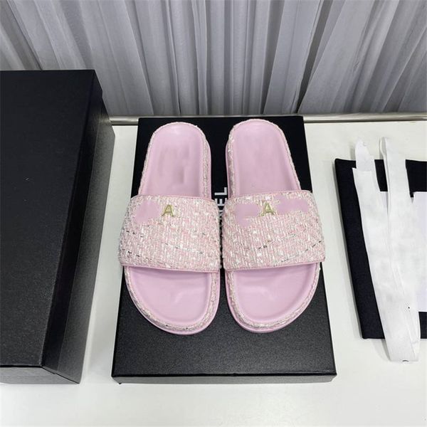 

fashion slippers 2023 channel design summer men and women flat shoes thick sole leather rubber letter logo casual cartoon slippers 05-02, Black