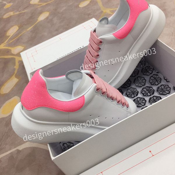 

2023mens designers shoes outdoor mens low skateboard shoes one knit wheat black white casual sports joint sneakers