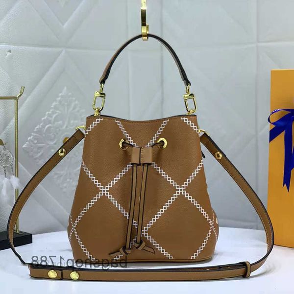 

designer bag tote evening bags bb totes designer escale drawstring bucket luxury empreinte bag designer handbags wallets ladies leather shou