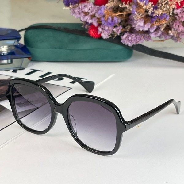 

2023 women men fashion sunglasses black plank frame light purple gradient color square glasses available with box, White;black