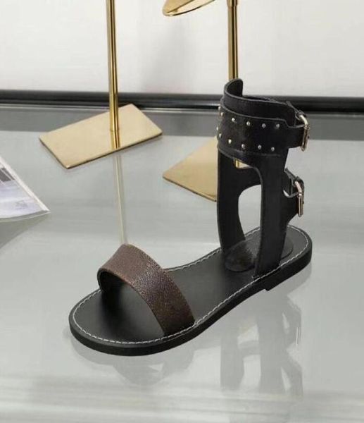 

2021 classic luxury women039s and girls sandals flat casual shoes slippers roman rivet fashion print3737443, Black