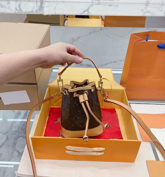 

l nano noe shoulder crossbody bags handbags designer neonoe 22ss mini bucket hande bag women girls purse wallet drawstring monograms canvas
