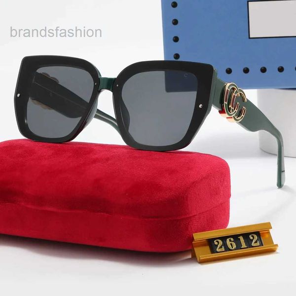 

designer sunglasses fashion luxury letter womens mens goggle senior eyewear for women eyeglasses frame vintage metal sun glasses 2612, White;black
