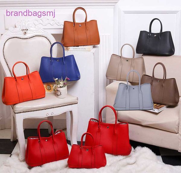 

original designer handbags hermm new autumn and winter 2023 cow leather kelys bag one shoulder oblique straddle portable garden wide belt ch