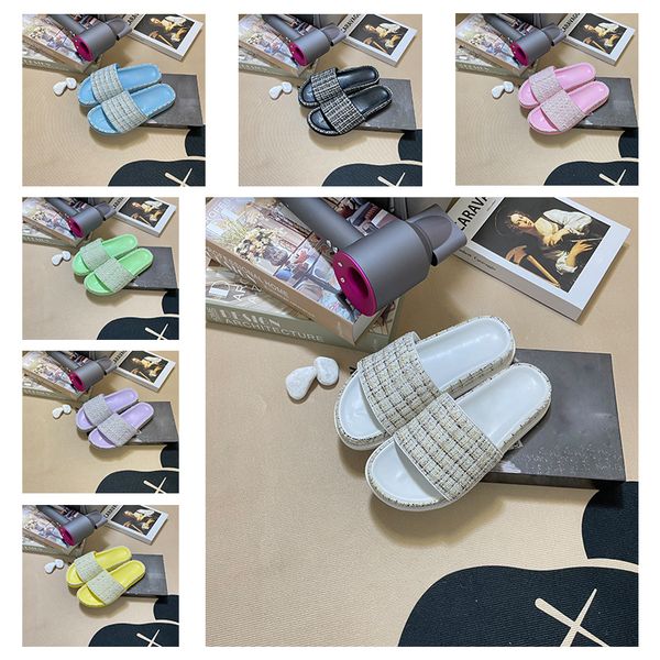 

2023 designer lady slippers womens flats thick bottom heel ladies leather slipper flip flops quilted woman beach slides shoes l bath popular, Black