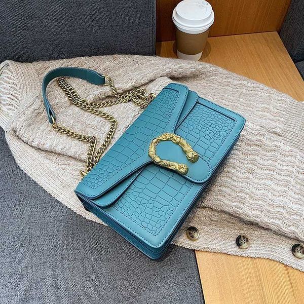 

chain messenger women's bag double compartment square bag 2023 new heavy shoulder bag commuting flip bag beautiful backpack