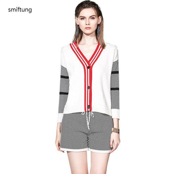 

dress wholesale smiftung spring women's knitted sweater and shorts suit / autumn fashion england style / long sleeve, White