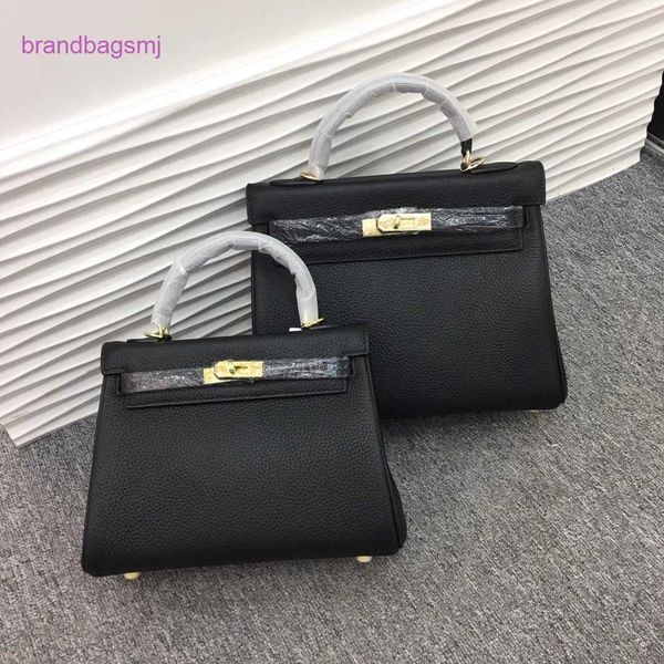 

original designer handbags hermm 2023 new second-generation carrie women's with cowhide palm print on the layer fashionable and versati