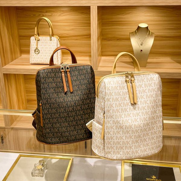 

niche design four season new large capacity backpack women's casual leather bag