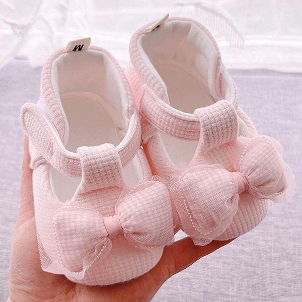 

Baby's Walkers: Cozy Soft Leather Shoes for Toddlers' First Steps, White