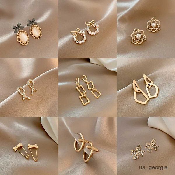 

stud matte metal style sweet earring for women vintage crystal geometric drop statement earrings female party jewelry, Golden;silver