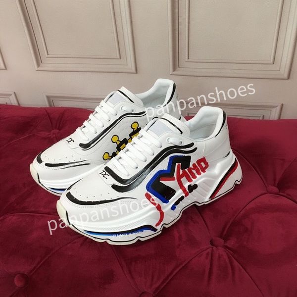 

2023fashion casual shoes mens designer leather lace-up sneaker fashion lady flat running trainers letters woman shoes platform mens gym snea, Black