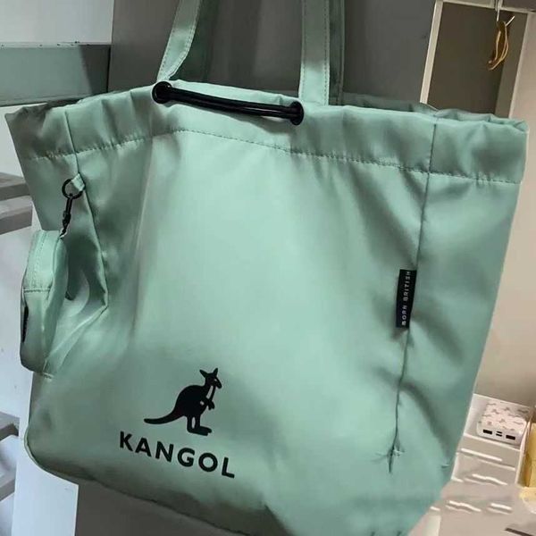 

2023 new korean tote waterproof simple commuter handbag casual large capacity shoulder mommy bag