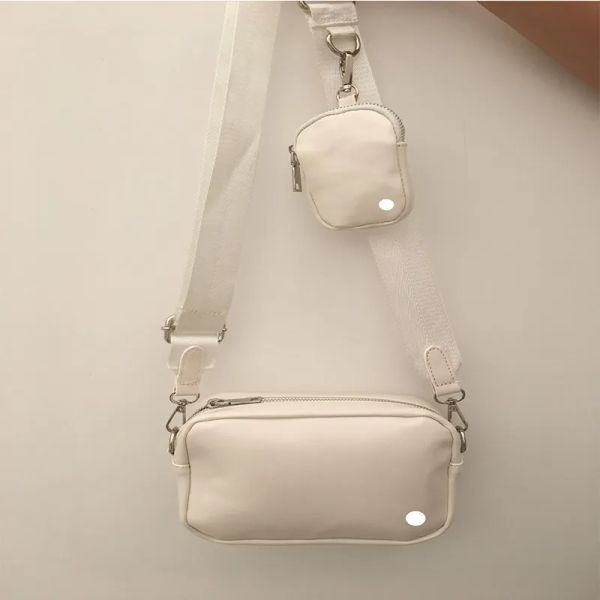 

2023 spring and summer new three-in-one lulus bag fashion casual one-shoulder lemens messenger bag