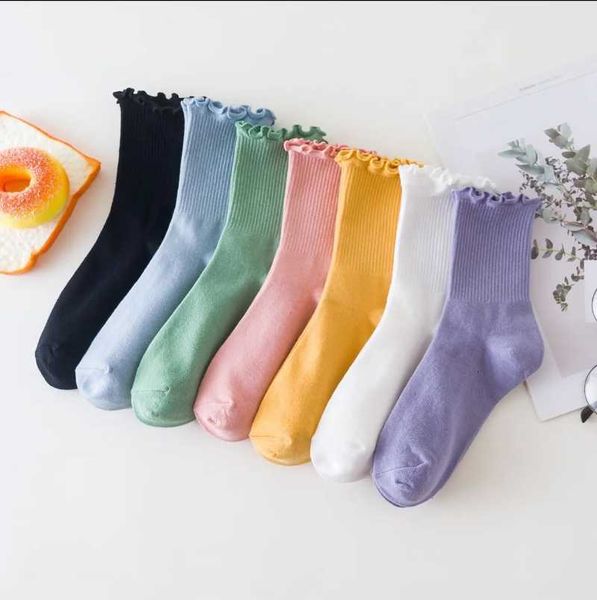 

socks pairs/lot women ruffle lace cute cotton loose autumn winter knitting solid color long stockings breathable mid tube one pack of ten pa, Black;white